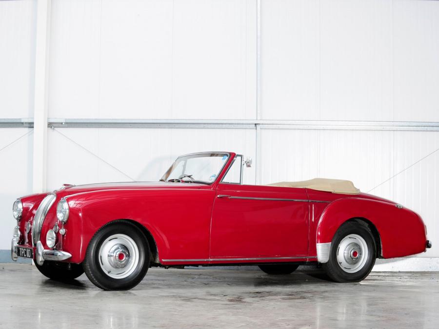  Lagonda 3-Litre Drophead Coupe by Tickford 1953 года  (фото 8 из 9)